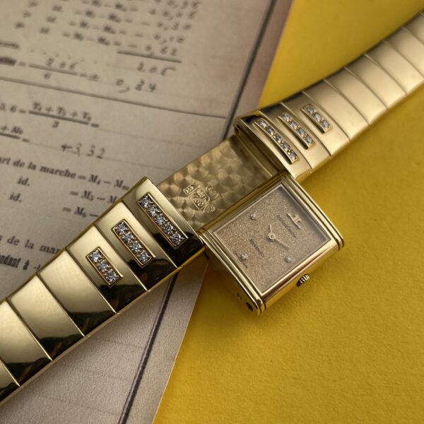 Jaeger-LeCoultre Reverso Lady in Yellow Gold - Ref. 140.106.1