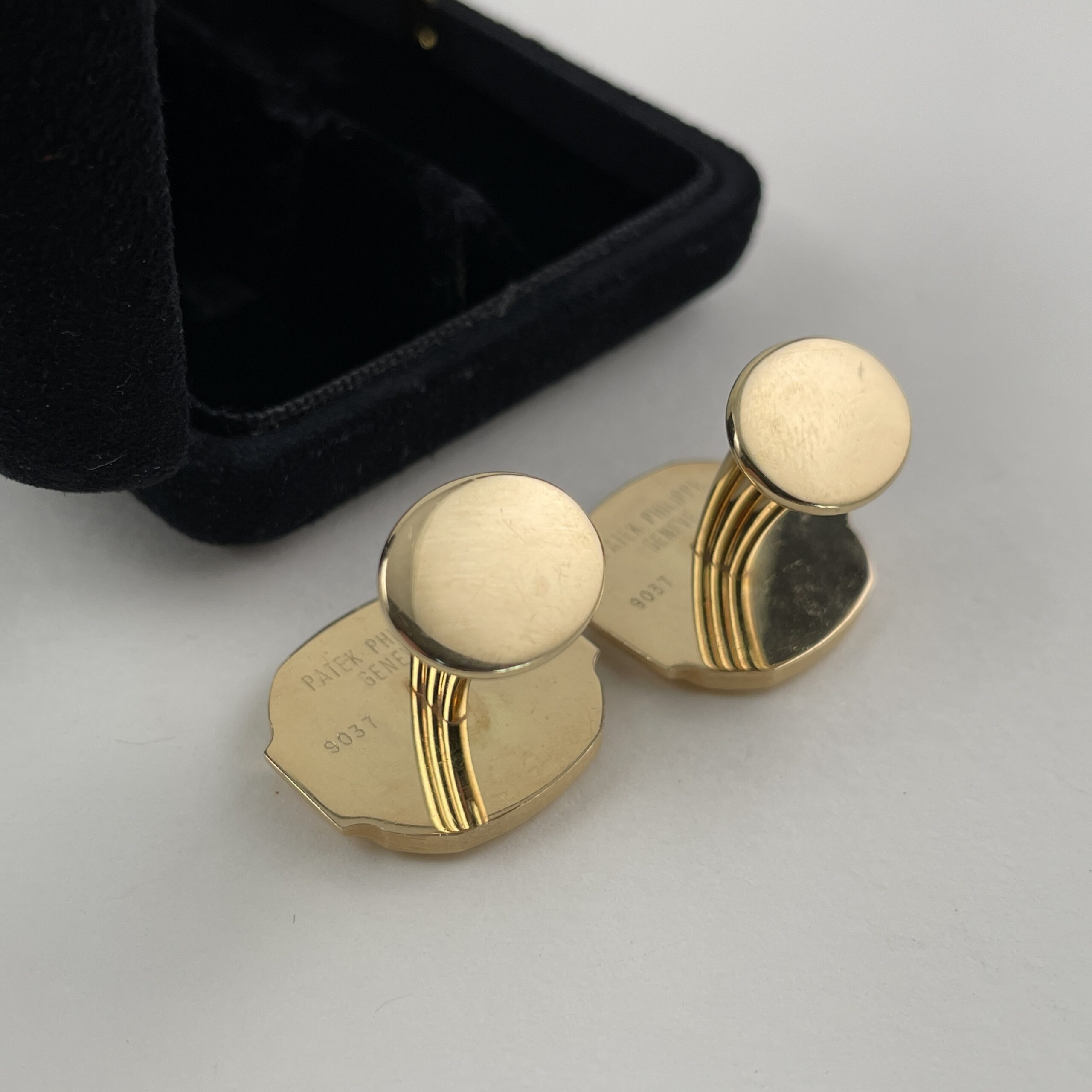 Patek Philippe Nautilus Cufflinks Ref. 9037 in Yellow Gold