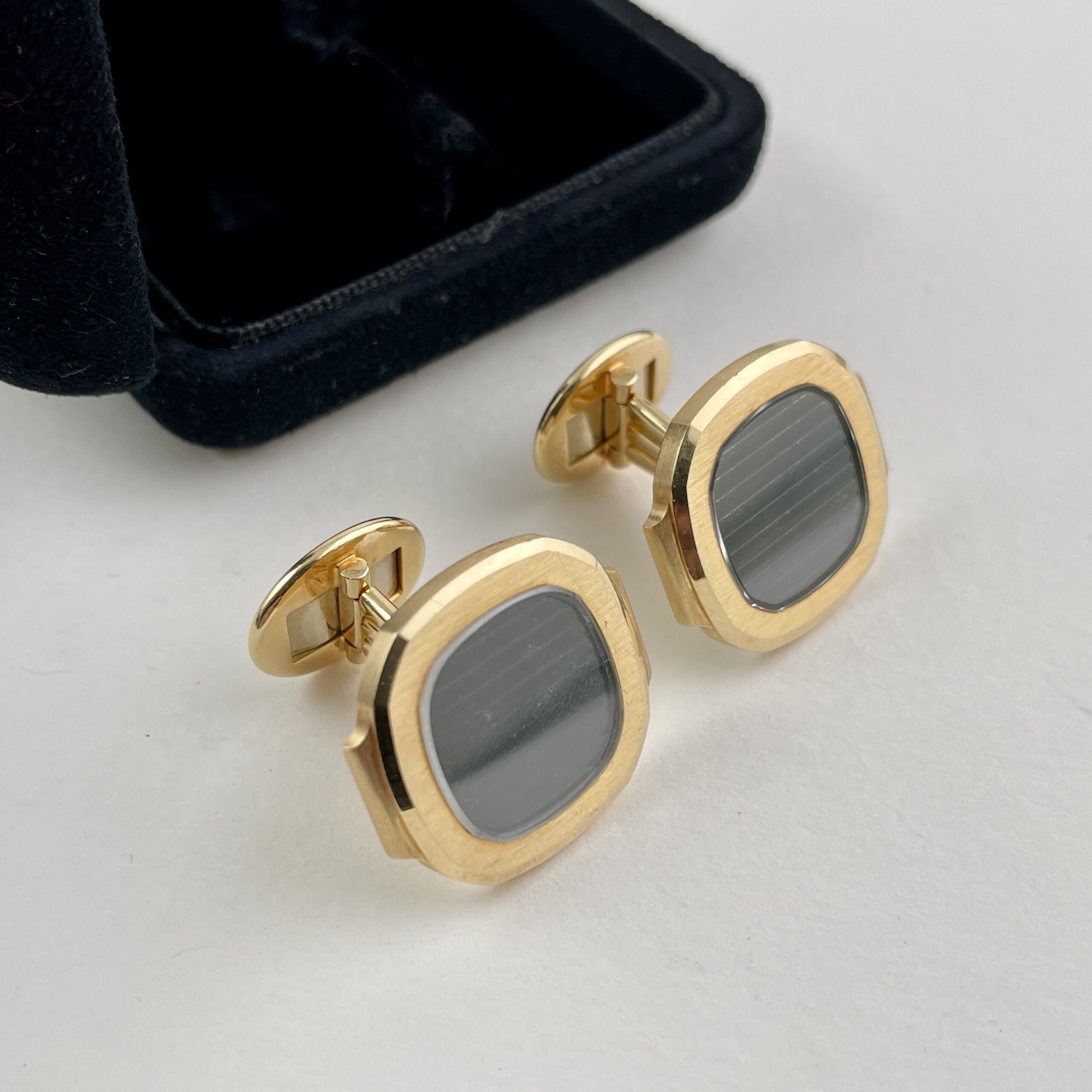 Patek Philippe Nautilus Cufflinks Ref. 9037 in Yellow Gold