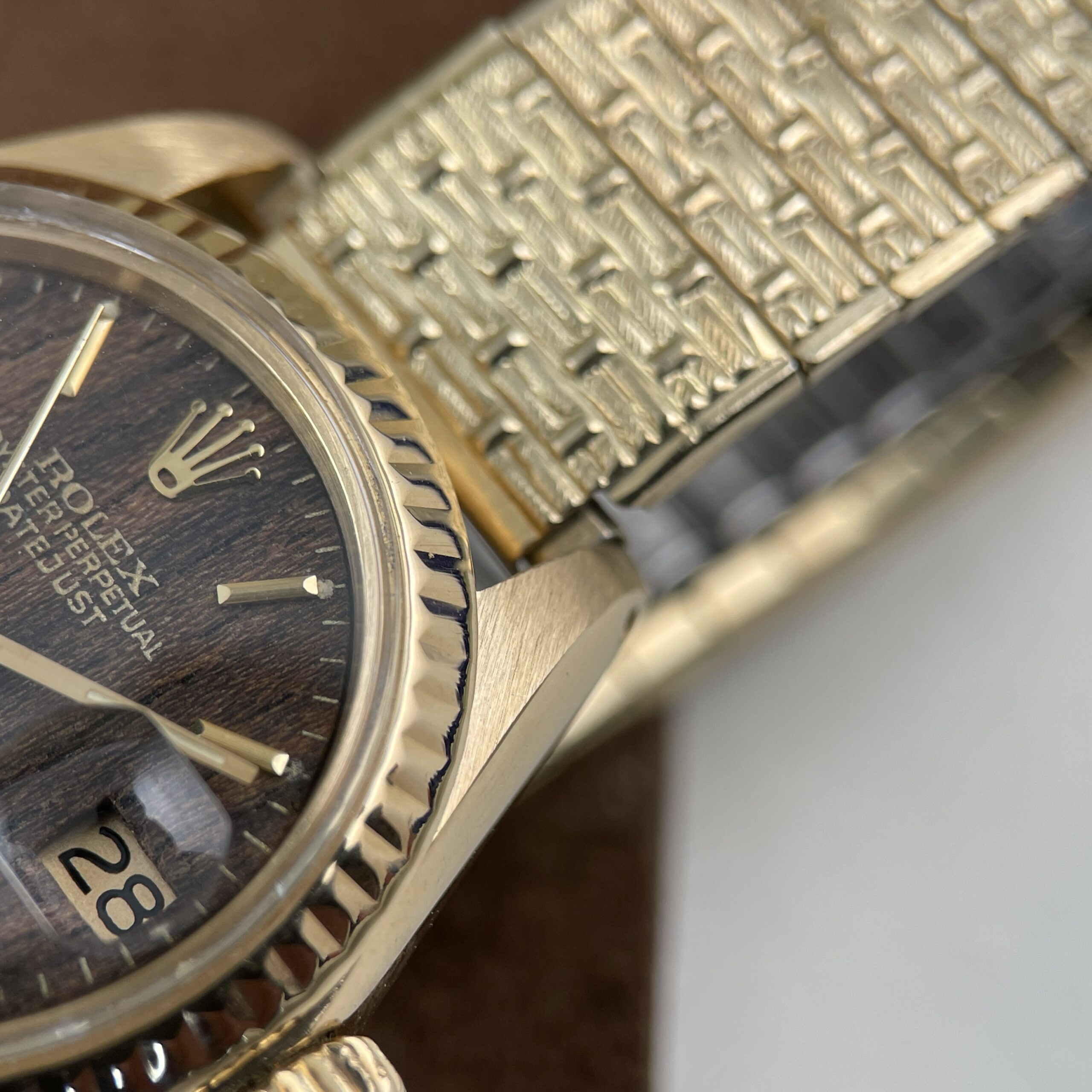 Rolex Datejust - Sequoia Dial - Yellow Gold Ref. 6917